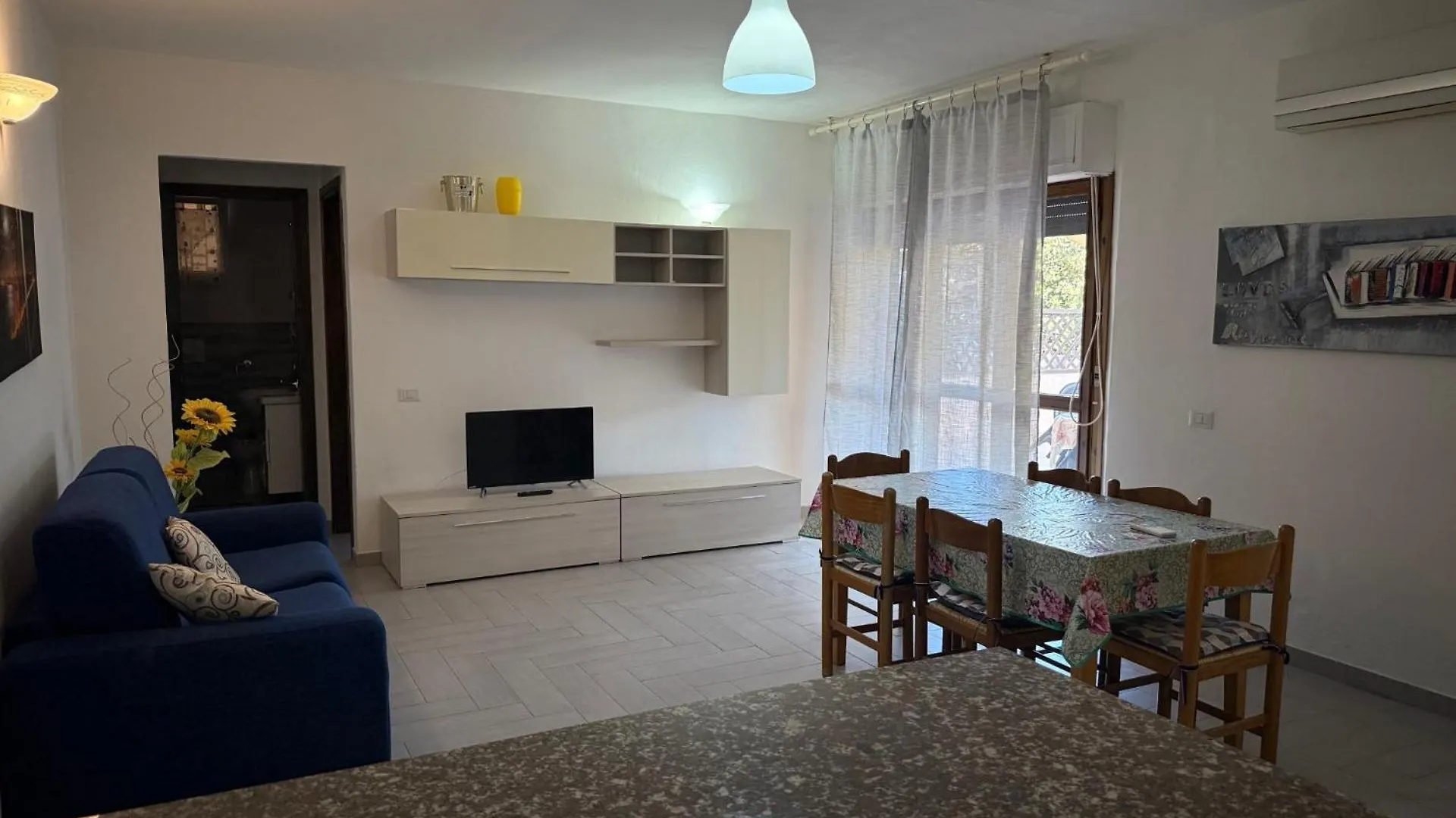 Beautiful Apartment Near The Beach With Swimming Pool La Maddalena  Itália
